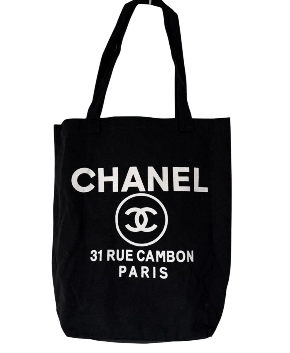[美品]オリバーガル CHANEL 31 RUE CAMBON New In Bag Chanel 31 Rue Cambon on Paris GWP Black Tote w