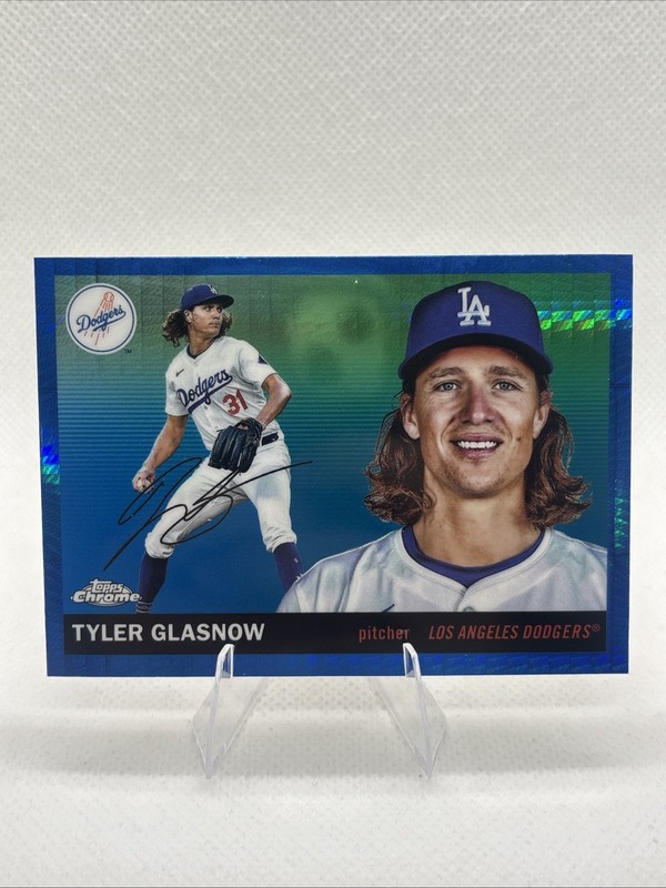 2025 Topps Chrome Platinum Tyler Glasnow Blue Prism Refractors #200 Dodgers