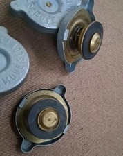 1946 1947 1948 1949 Chrysler 8 Cylinder Radiator Cap New Old Stock Original 323 1946 1947 1948 1949 Chrysler 8 Cylinder Radiator Cap New Old Stock Original 323