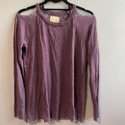NWOT Chaser cold shoulder mineral wash long sleeves lounge top. Size Medium