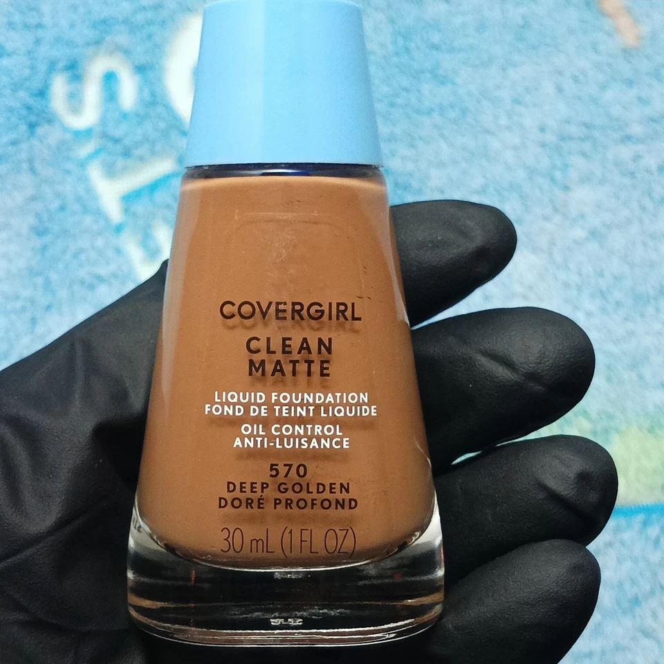 COVERGIRL Clean Matte Liquid Foundation, 570 Deep Golden 1 fl oz Liquid New - Image 2 of 4