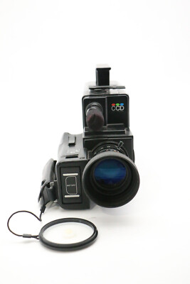 Sony CCD-V8E Camcorder mit Zubehör Paket  / BB845
