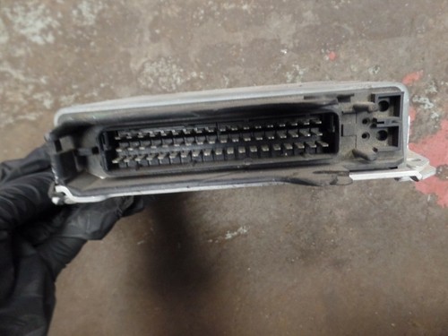 GENUINE BMW E32 7 Series DME Basic Control Unit ECU 1725694 0261200156 - Picture 2 of 2