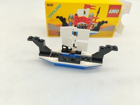 LEGO 6017 King's Oarsmen with BOX ORIGINAL BOX GOOD Castle Knights Lion Knights 6080 6067