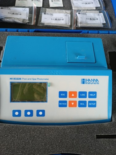 Hanna Instruments HI83226 Multiparameter Photometer for Pools and Spas in Case - Picture 2 of 13