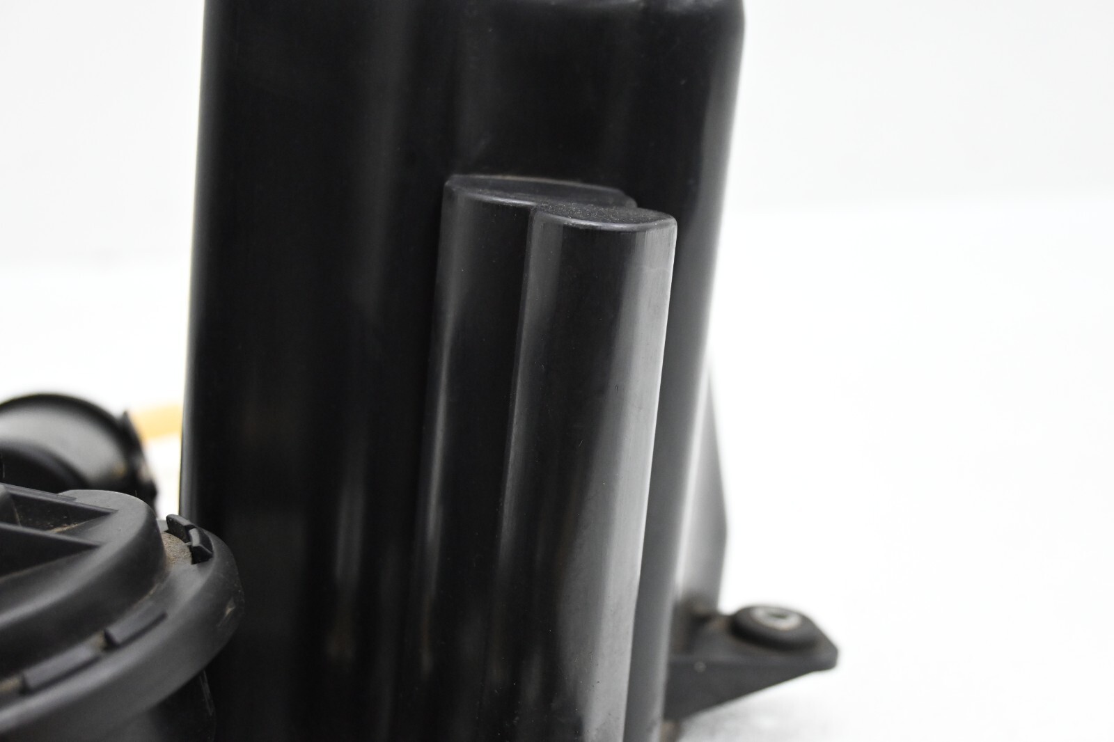 ⭐ 03-12 Bentley Continental Rear Charcoal Canister Emission Fuel Vapor Tank Oem