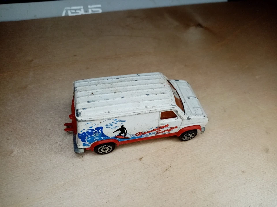Majorette France - Fourgon Ford Econoline 1975 - Réf 279 / 234 - Photo 4/4