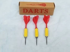 3-Vintage 60s Palmer Plastics Throwing Plastic/Steel Game Darts Boxed Shelf B3