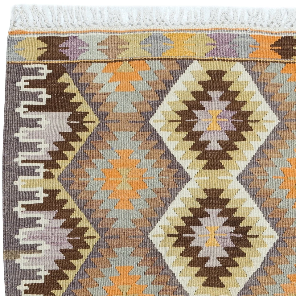 2.8x3.8 Ft Hand-Woven Anatolian Kilim, All Wool, Vintage Multicolor Accent Rug - Image 4 of 4