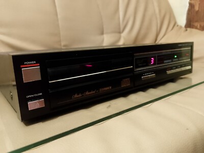Fisher Studio Standard CD Player AD 931  LIEST GEBRANNTE CDs