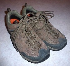 MERRELL AVIAN LIGHT VENTILATOR WATERPROOF HIKING MULTI-SPORT SHOES LADIES 7.5