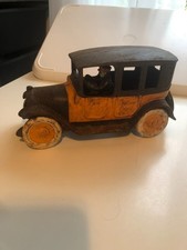 VINTAGE REPO ARCADE CAST IRON YELLOW 1920's CAB SEDAN TAXICAB 8"