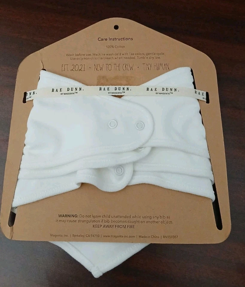 Juego de 3 baberos bandana Rae Dunn Baby blancos 100 % algodón gráfico espalda a presión NUEVO Foto 2 de 4