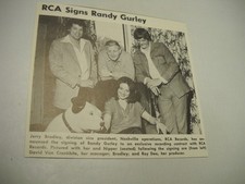 RANDY GURLEY signs to RCA as Nipper looks on 1979 music biz promo pic/text