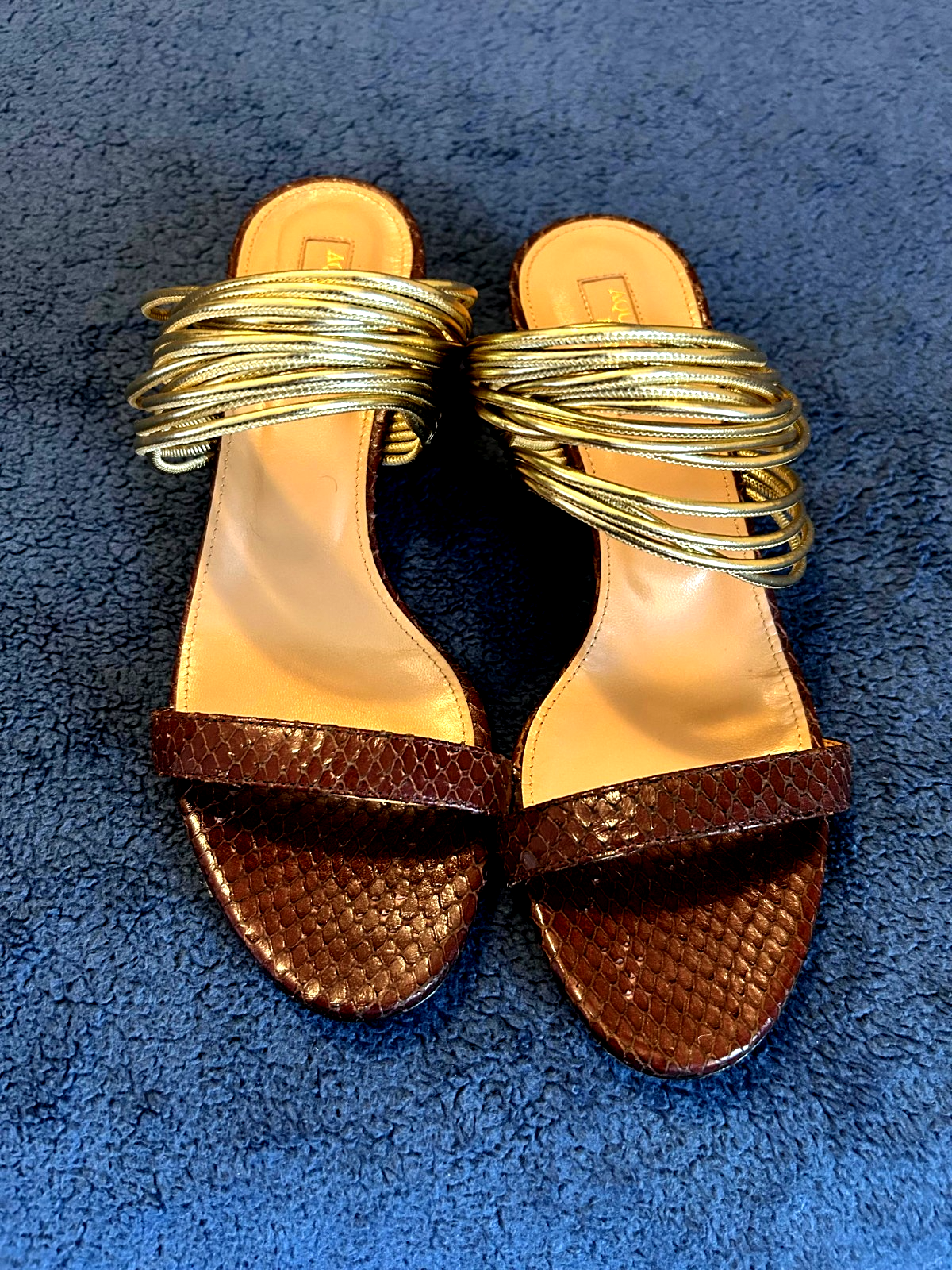 Stunning Aquazzura Firenze heels size EU 37 US 7 new small defect