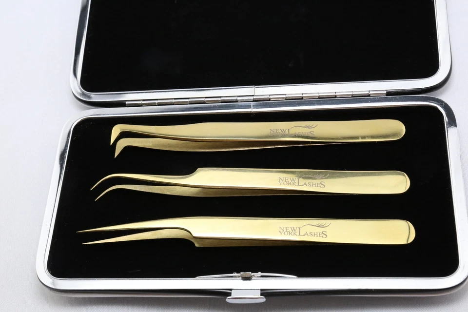 Extensiones de Pestañas Doradas Volumen 3D Pinzas Kit 3 Pinzas + Estuche Clutch Imán Foto 4 de 4