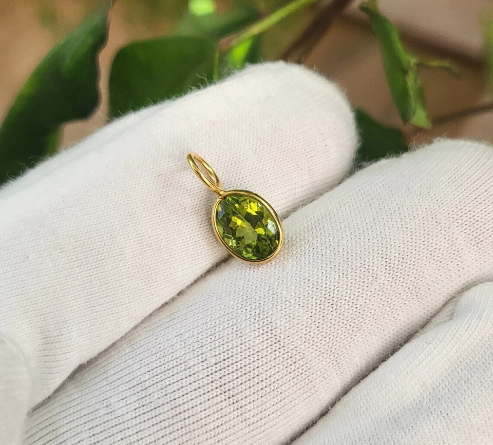 14k Solid Gold Peridot Necklace, September Birthstone Charm Pendant For Nacklace - Image 2 of 4