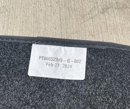 2023 Rivian R1s Front Floor Mats Pt00052249 - Picture 3 of 4