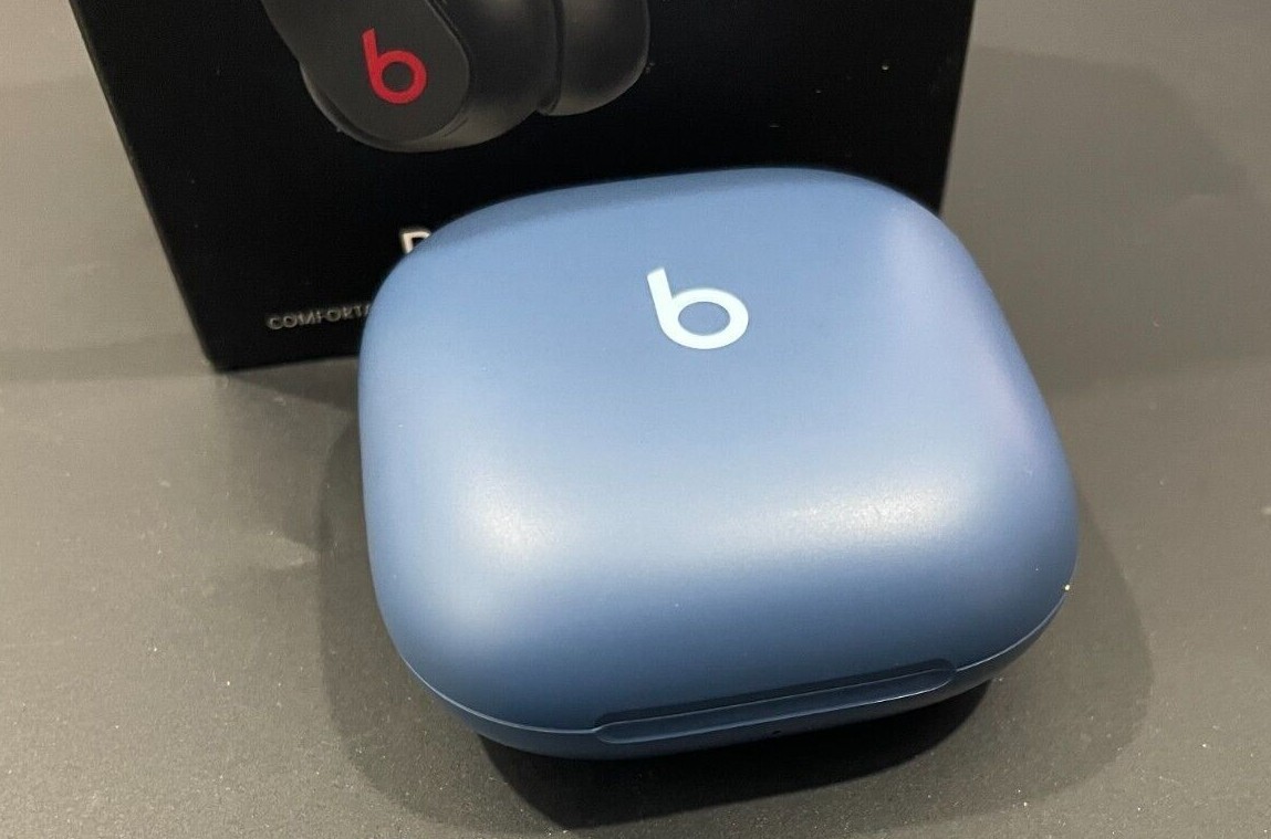 beats fit pro 箱付き ビーツフィットプロケース付き