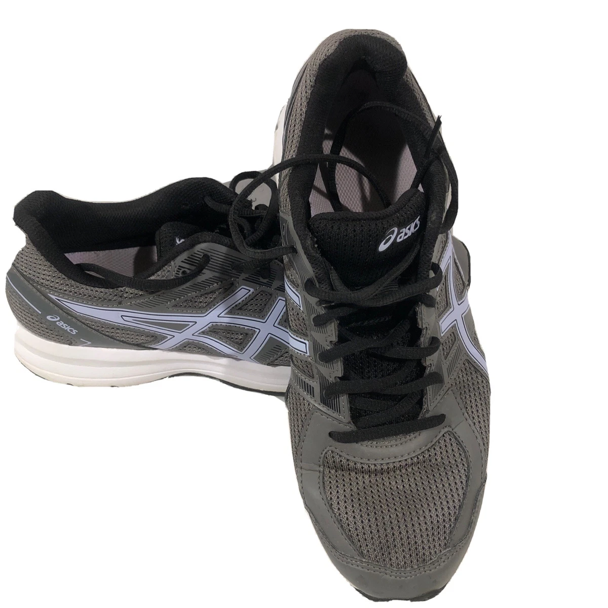 women s ASIC running shoes model number 17 K8n. sneakers tennis shoes sz 10