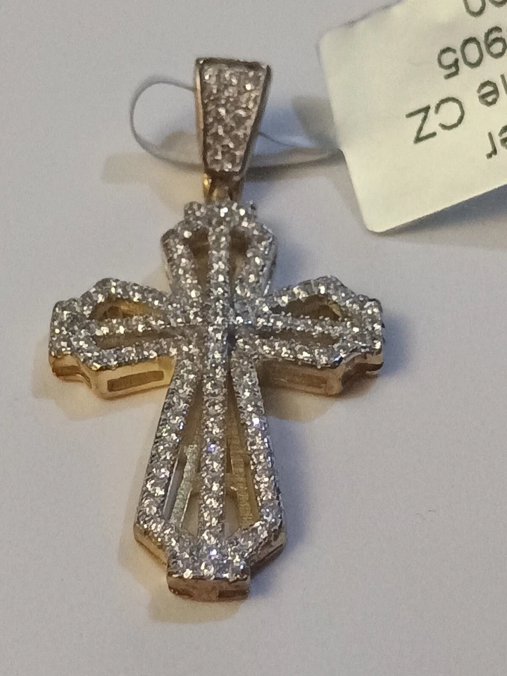 14K 镀黄金纯银 925 印章正品 CZ 圆形十字吊坠 — 第 3/4 张图片