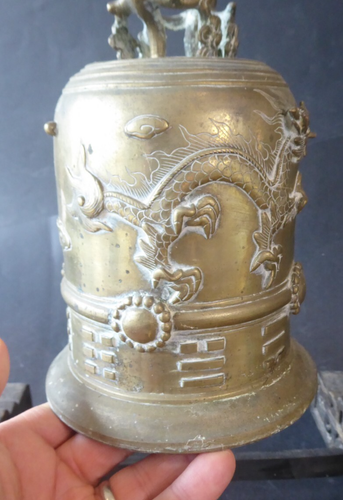 Chinese bell 19th-20th century rare temple bell bronze on hardwood stand 19thc - Picture 8 of 16