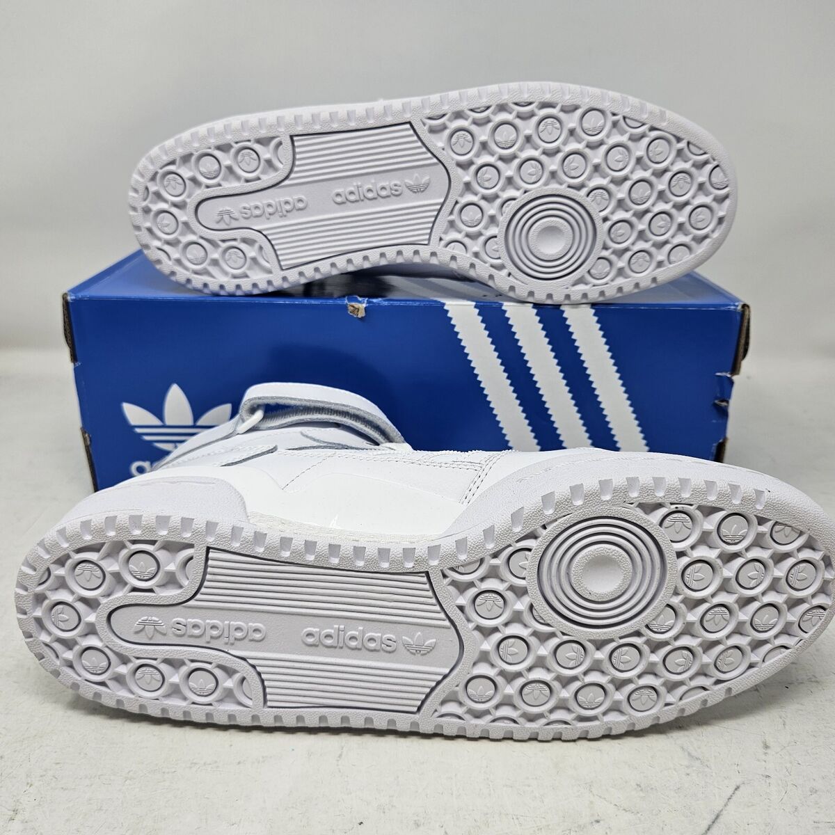 Wmns Adidas Forum Mid Casual Athletic Shoe / Triple White Wmns Adidas Forum Mid Casual Athletic Shoe / Triple White