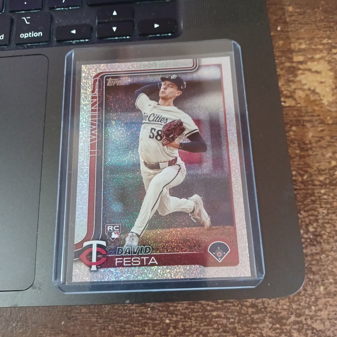 2025 Topps Sand Glitter Foil #178 David Festa Rookie Twins