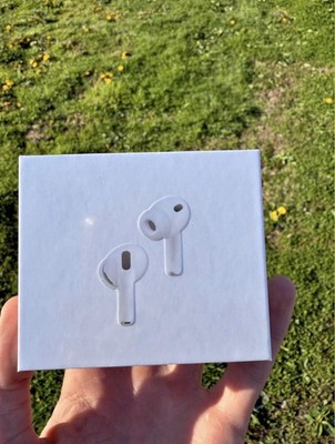 Apple AirPods Pro 3 Wireless In-Ear Earbuds w/USB-C Charging Case White A3065