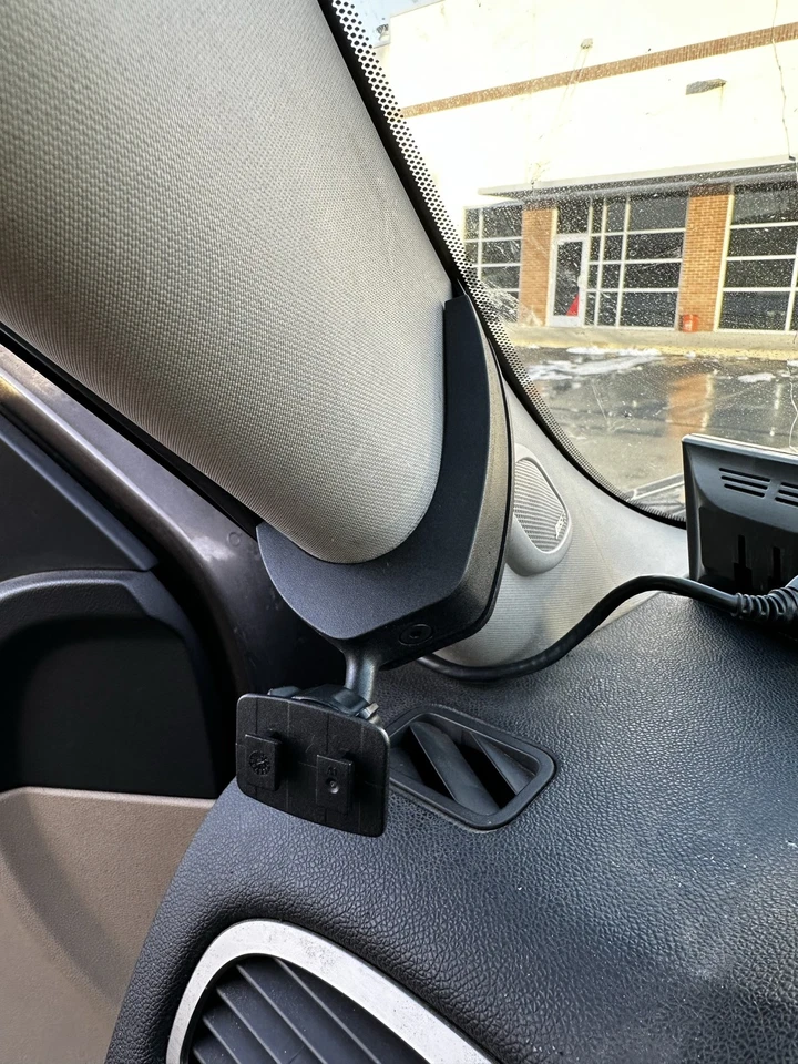 Suporte de exibição 28603 CTS3 pilar 2007.5-2014 GM 2500/3500 - Imagem 4 de 4