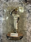 Roberto Clemente Figurine Vintage Pittsburgh Pirates 7 Inch tall — photo 2