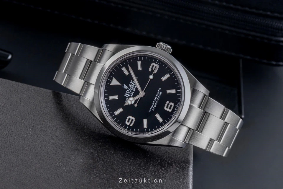 Rolex Explorer Oyster Edelstahl Automatik Herren Ref. 124270 Box & Papiere 2022 - Bild 2 von 4