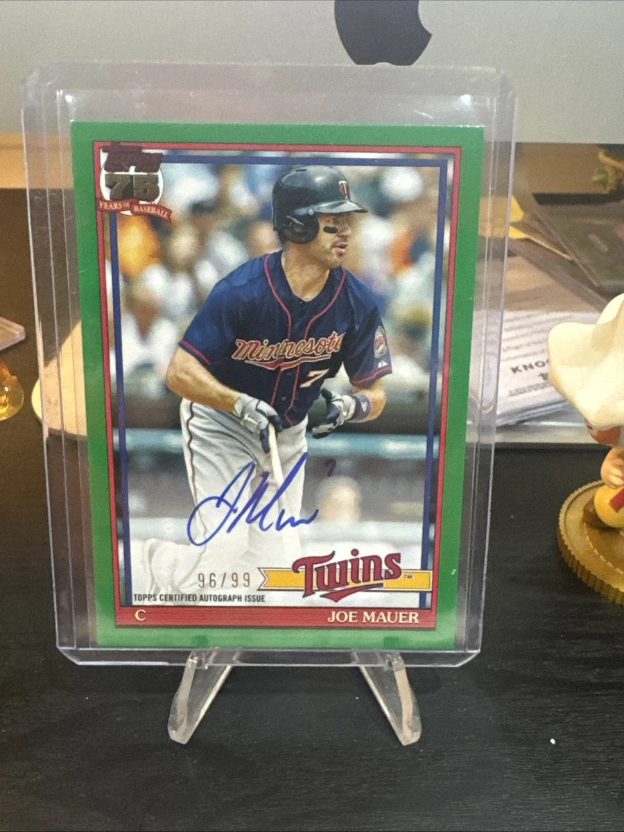 Topps Joe Mauer Autographed Baseball Sports Trading Cards 