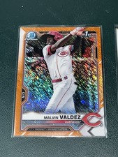 2021 Bowman Chrome Malvin Valdez ORANGE SHIMMER /25