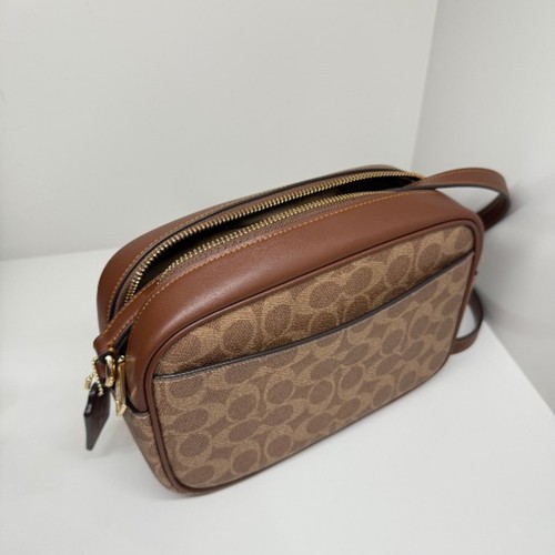 Bolso para cámara Coach X Peanuts Jamie en lona exclusiva con parches CBM28 - Imagen 2 de 11