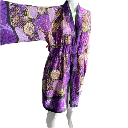 100% Silk Kimono Robe overcoat by  Pinkerton, Vintage,2 Pockets