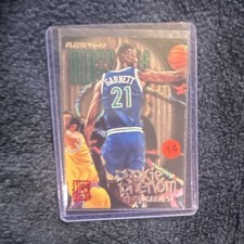 Fleer Ultra Kevin Garnett #1 Rookie Phenom Insert Vintage 1995-96 NBA Card. rookie card picture