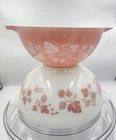 Vintage Pyrex Pink White Gooseberry Mixing Bowls Set Of Two 442 & 443