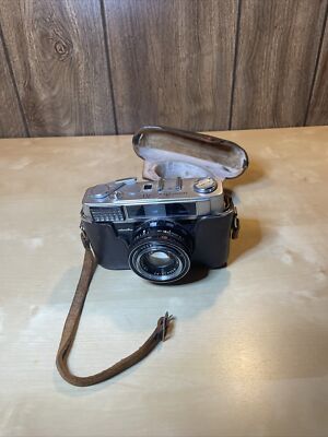 Minolta AL 35mm Film Rangefinder With 45mm F/2 Lens And Camera