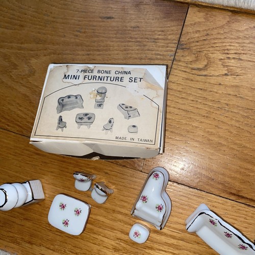 Vtg Set 7-pc Dollhouse Porcelain Bone China FURNITURE Taiwan New In Box - Photo 2/2