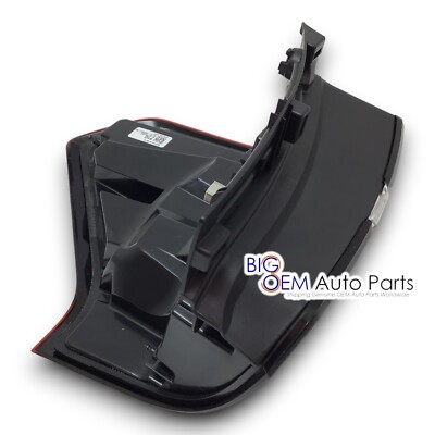 2022 - 2024 Ford Expedition Passenger Side RH Rear Tail Lamp OEM