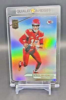 PATRICK MAHOMES RAINBOW HOLO FOIL CARD WITH CASE NFL KANSAS CITY CHIEFS