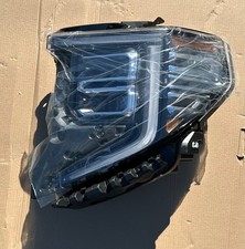 Gm Front Headlamp Assembly 85064856 Driver Side - 1 Broken Tab - Newother Gm Front Headlamp Assembly 85064856 Driver Side - 1 Broken Tab - Newother