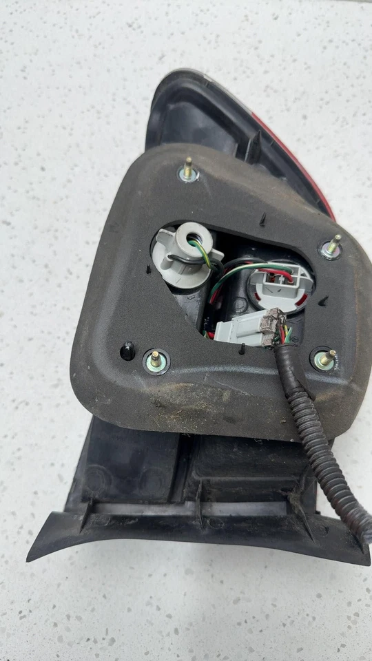 1996 1997 1998 1999 2000 Honda HONDA CIVIC Right Tail Light Assembly - Image 4 of 4