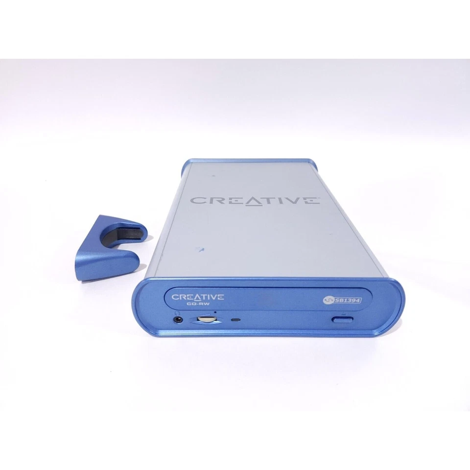 Creative Technology Blaster CD-RW ED2400 SB1394 External CD Burner Drive - Image 2 of 4
