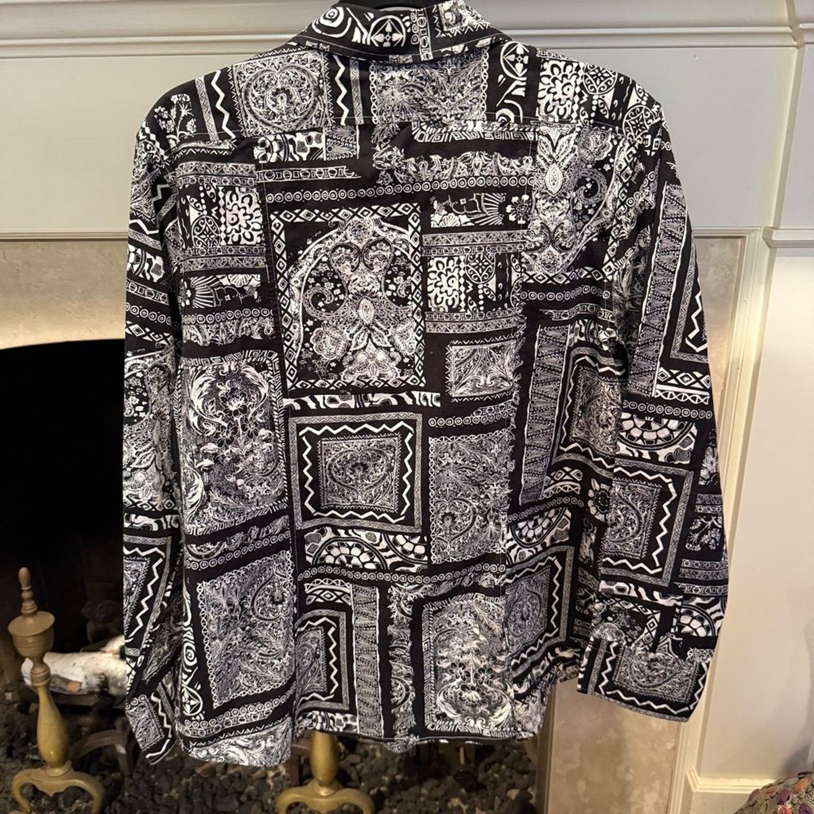 Chico's Black and White Patterned Button Front To… - image 4