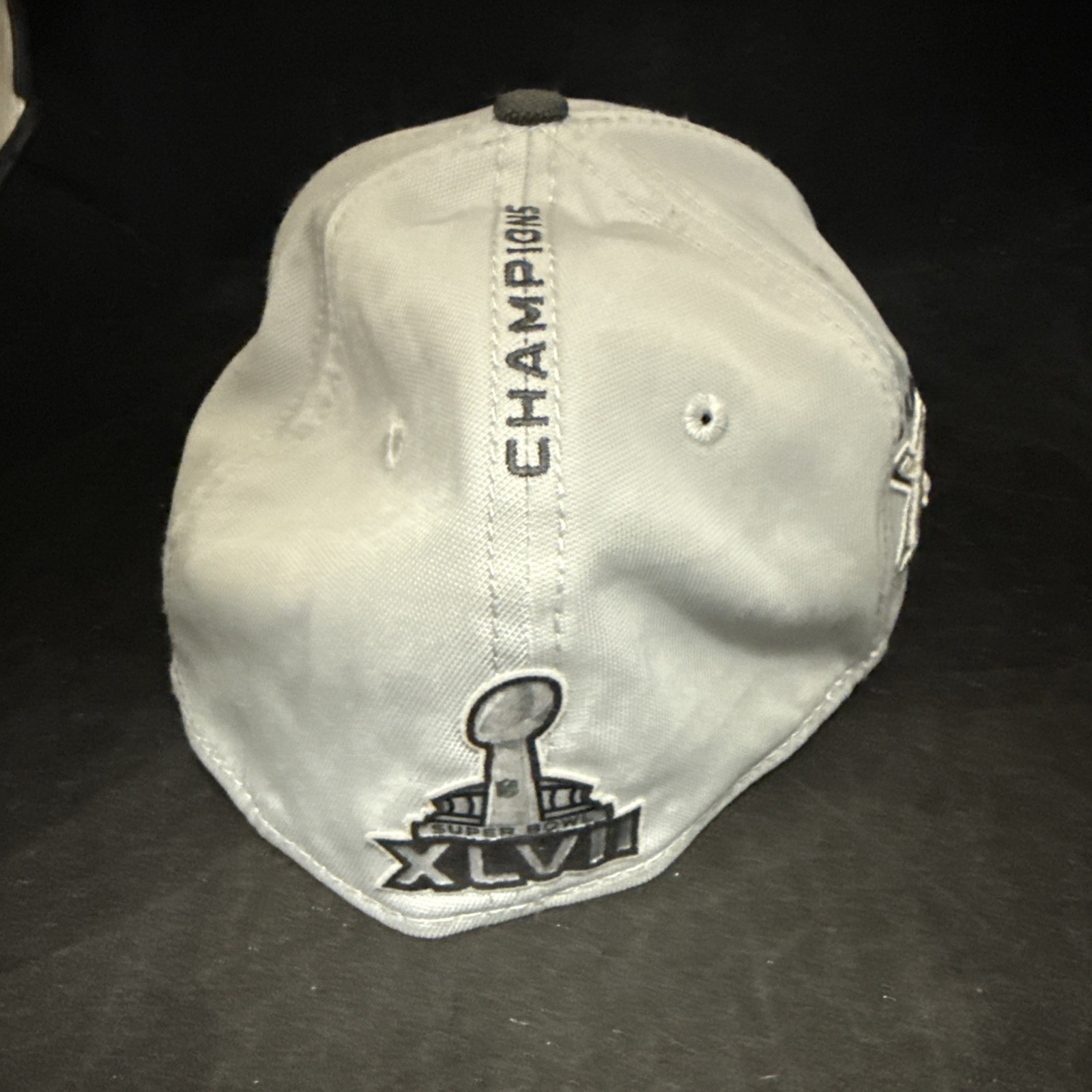 Picture 4 of 6