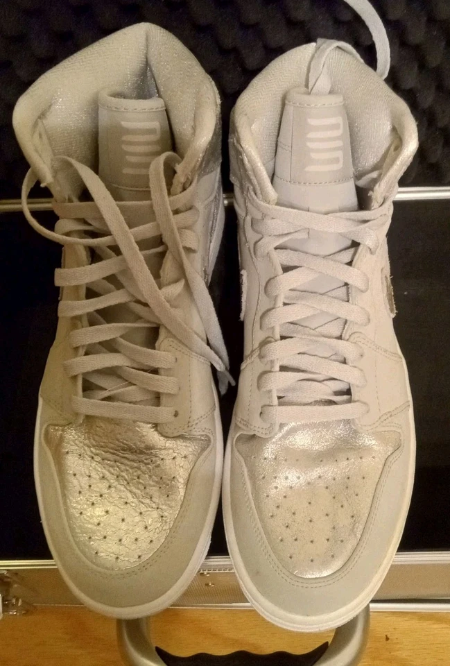 Nuevo en caja Air Jordan 1 Retro Plateado Alto 25 Aniversario Hombre 11 Foto 2 de 4