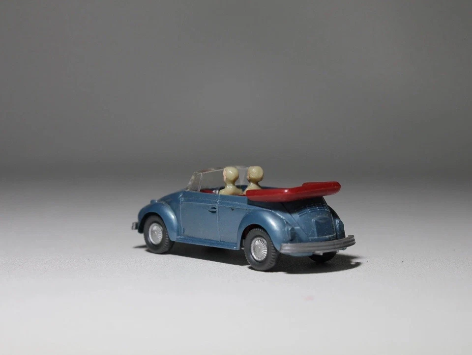 Volkswagen Cabiolet escala 1/87 WIKING #33 Foto 3 de 4