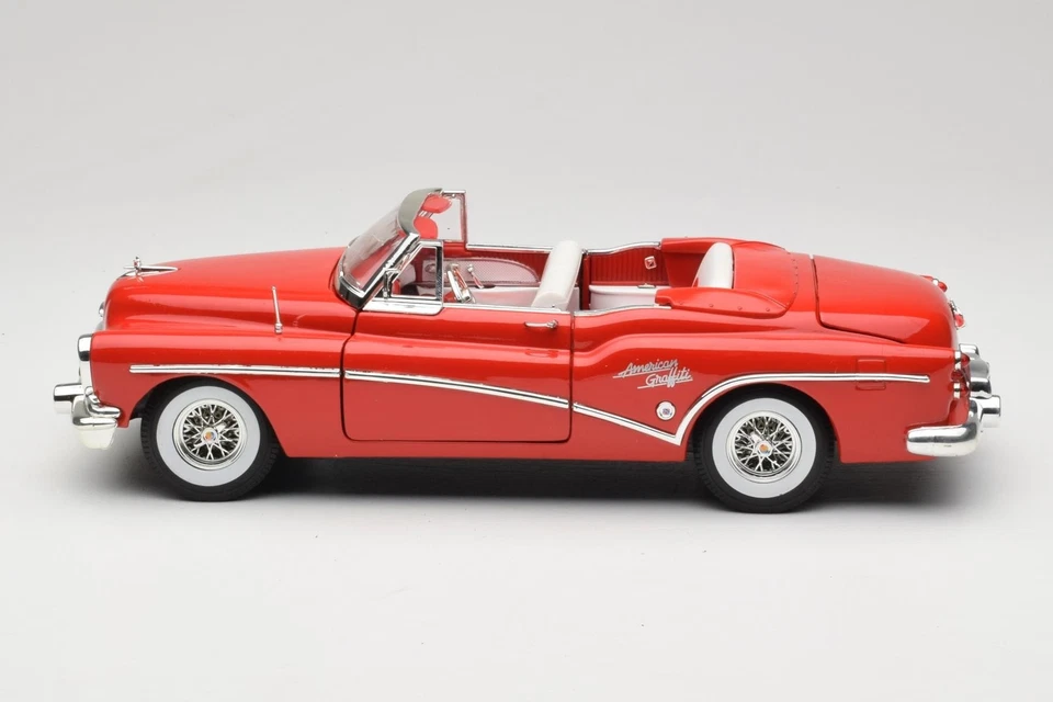 73129 Buick Skylark Convertible Red Motormax 1:18 - Imagen 4 de 4